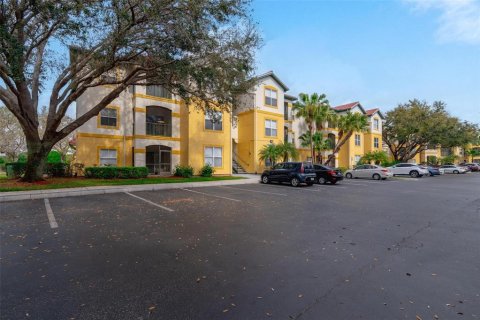 Condo in Fort Myers, Florida, 2 bedrooms  № 1042682 - photo 1
