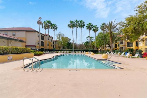 Condo in Fort Myers, Florida, 2 bedrooms  № 1042682 - photo 2