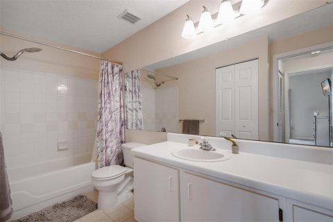 Condo in Fort Myers, Florida, 2 bedrooms  № 1042682 - photo 23