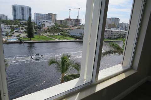 Condo in Pompano Beach, Florida, 2 bedrooms  № 1033951 - photo 26