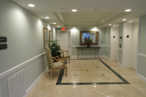 Copropriété à vendre à Pompano Beach, Floride: 2 chambres, 169.08 m2 № 1033951 - photo 11