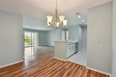 Condo in Tampa, Florida, 3 bedrooms  № 1342859 - photo 10