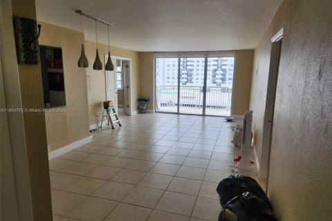 Copropriété à vendre à Aventura, Floride: 2 chambres, 116.22 m2 № 1225087 - photo 13