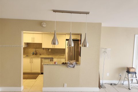 Condo in Aventura, Florida, 2 bedrooms  № 1225087 - photo 5