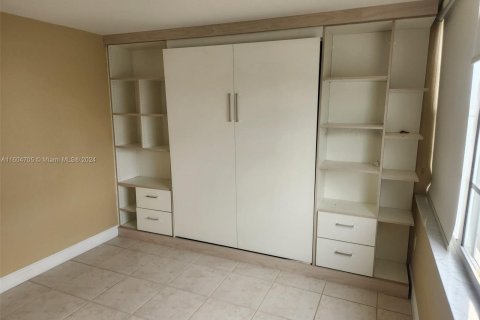 Copropriété à vendre à Aventura, Floride: 2 chambres, 116.22 m2 № 1225087 - photo 21