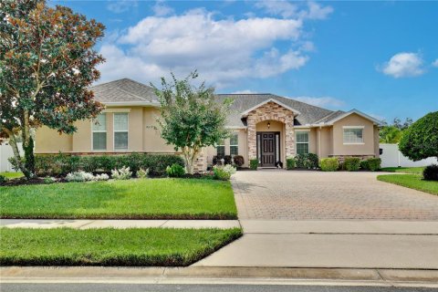 House in Oviedo, Florida 4 bedrooms, 242.66 sq.m. № 1383464 - photo 3