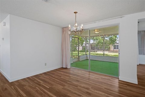 Villa ou maison à vendre à Port Richey, Floride: 2 chambres, 115.94 m2 № 1339394 - photo 12