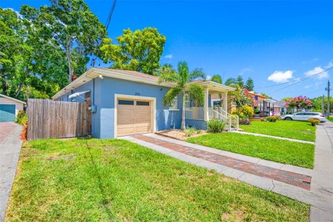 Villa ou maison à vendre à Tampa, Floride: 3 chambres, 140.1 m2 № 1288259 - photo 2