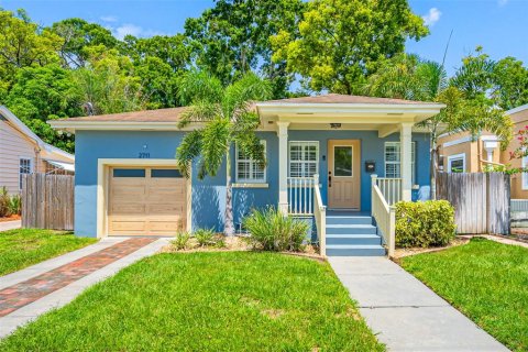 Villa ou maison à vendre à Tampa, Floride: 3 chambres, 140.1 m2 № 1288259 - photo 1