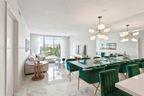 Condo in Sunny Isles Beach, Florida, 2 bedrooms  № 1240641 - photo 6