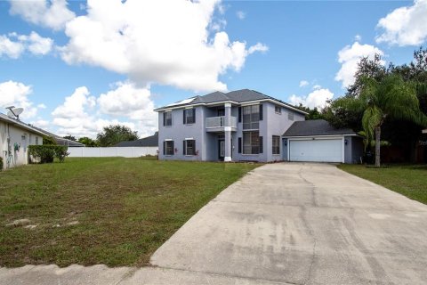 Casa en venta en Deltona, Florida, 5 dormitorios, 285.86 m2 № 1405652 - foto 3