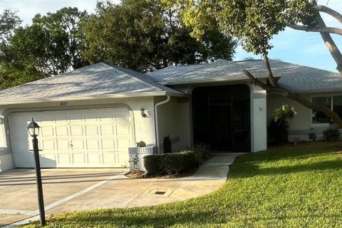 Casa en venta en Palm Harbor, Florida, 3 dormitorios, 189.15 m2 № 1405648 - foto 1