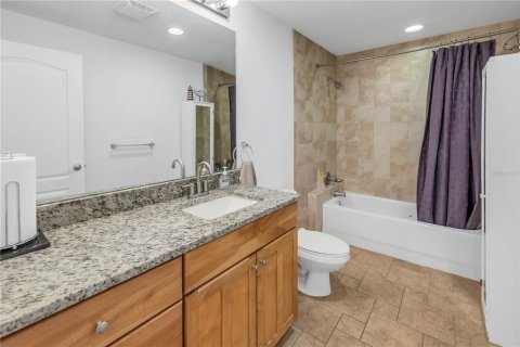 Casa en venta en Lutz, Florida, 4 dormitorios, 294.5 m2 № 1048712 - foto 18