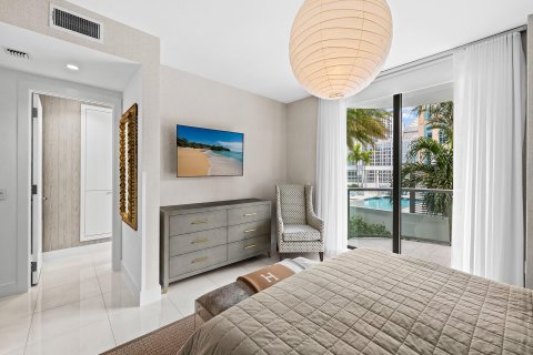 Condo in Fort Lauderdale, Florida, 3 bedrooms  № 1017997 - photo 16