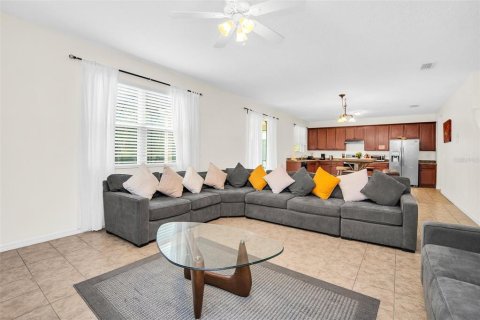 Villa ou maison à vendre à Kissimmee, Floride: 8 chambres, 338.91 m2 № 1320555 - photo 12