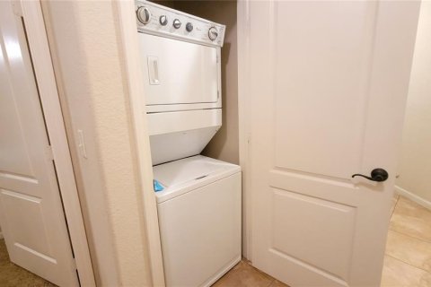 Condo in Davenport, Florida, 3 bedrooms  № 1419324 - photo 15