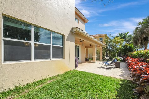 Villa ou maison à vendre à West Palm Beach, Floride: 4 chambres, 362.5 m2 № 1075027 - photo 12