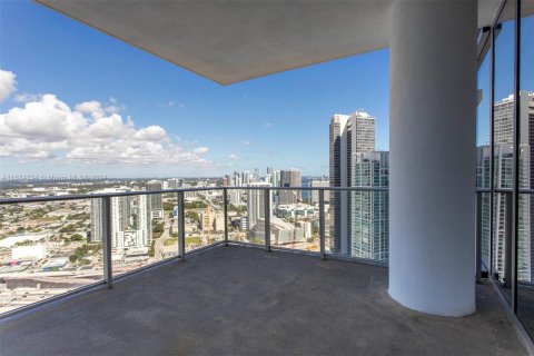 Condominio en venta en Miami, Florida, 1 dormitorio, 94.57 m2 № 1397601 - foto 16