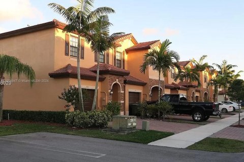 Adosado en venta en Homestead, Florida, 3 dormitorios, 140.19 m2 № 1076651 - foto 3
