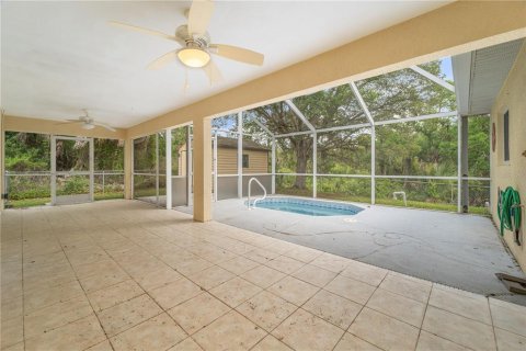 House in North Port, Florida 3 bedrooms, 160.54 sq.m. № 1191824 - photo 29