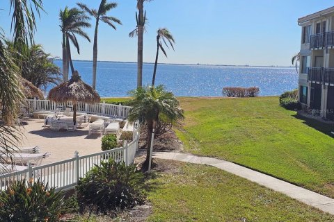 Condominio en venta en Saint Petersburg, Florida, 2 dormitorios, 82.68 m2 № 1414619 - foto 1