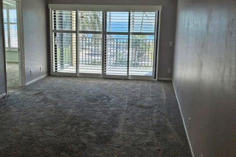 Condominio en venta en Saint Petersburg, Florida, 2 dormitorios, 82.68 m2 № 1414619 - foto 3