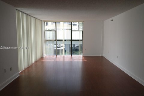 Copropriété à vendre à Aventura, Floride: 1 chambre, 95.97 m2 № 1385995 - photo 2