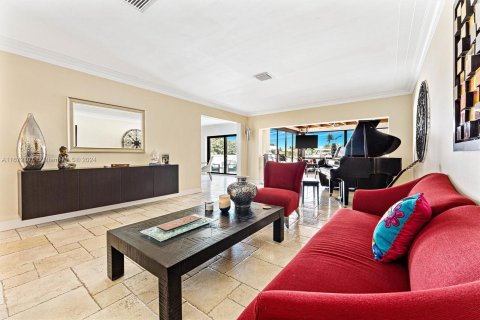 Casa en venta en Miami Beach, Florida, 3 dormitorios, 210.7 m2 № 1394266 - foto 8