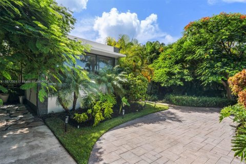 Casa en venta en Miami Beach, Florida, 3 dormitorios, 223.24 m2 № 1394264 - foto 10