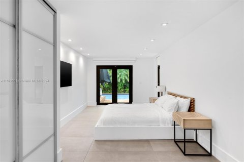 Casa en venta en Miami Beach, Florida, 3 dormitorios, 223.24 m2 № 1394264 - foto 17