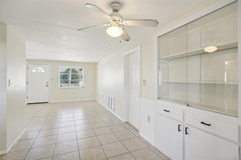 House in Holiday, Florida 2 bedrooms, 97.08 sq.m. № 1377904 - photo 18