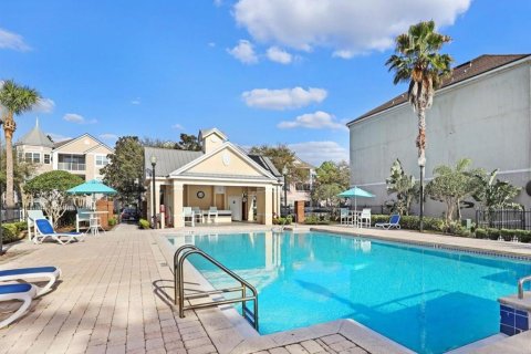 Touwnhouse à vendre à Orlando, Floride: 2 chambres, 143.81 m2 № 1353174 - photo 13