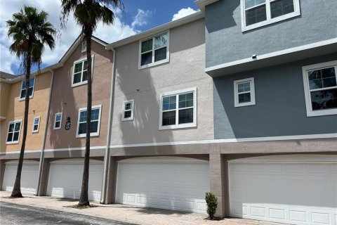 Adosado en venta en Orlando, Florida, 2 dormitorios, 143.81 m2 № 1353174 - foto 2