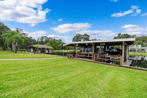 Villa ou maison à vendre à Astor, Floride: 3 chambres, 148.64 m2 № 1353239 - photo 9