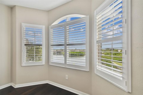 Touwnhouse à vendre à Tampa, Floride: 3 chambres, 235.97 m2 № 1341867 - photo 18