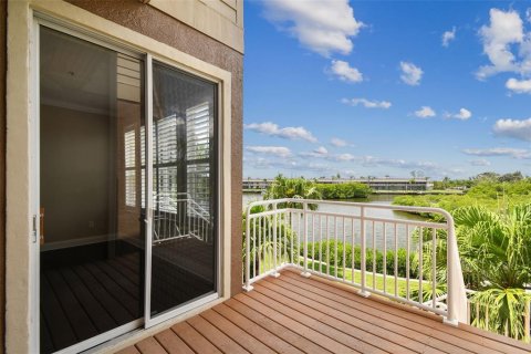 Touwnhouse à vendre à Tampa, Floride: 3 chambres, 235.97 m2 № 1341867 - photo 13