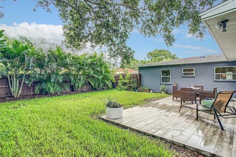 Villa ou maison à louer à Saint Petersburg, Floride: 3 chambres, 174.19 m2 № 1340312 - photo 20