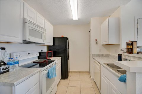 Condominio en venta en Kissimmee, Florida, 1 dormitorio, 58.99 m2 № 1056551 - foto 14
