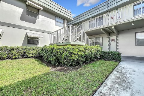 Condo in Delray Beach, Florida, 1 bedroom  № 1441637 - photo 9