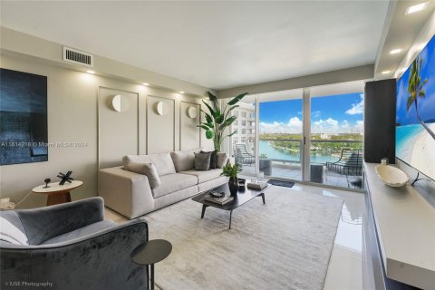 Copropriété à vendre à Miami Beach, Floride: 2 chambres, 96.62 m2 № 1236369 - photo 4