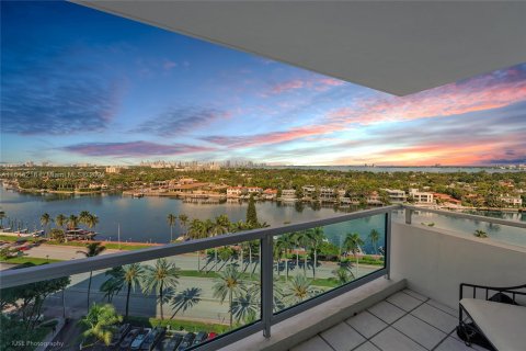 Copropriété à vendre à Miami Beach, Floride: 2 chambres, 96.62 m2 № 1236369 - photo 3