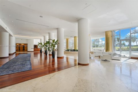 Condo in Miami Beach, Florida, 2 bedrooms  № 1236369 - photo 27