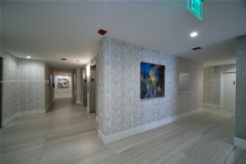 Copropriété à vendre à Hollywood, Floride: 1 chambre, 92.9 m2 № 1184734 - photo 7