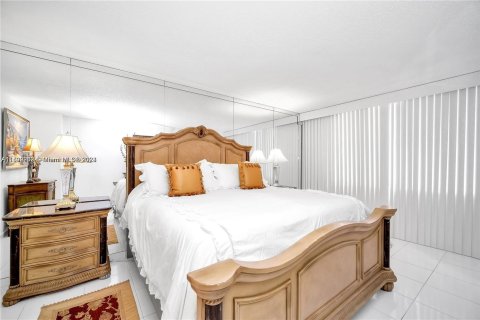 Copropriété à vendre à Hollywood, Floride: 1 chambre, 92.9 m2 № 1184734 - photo 29