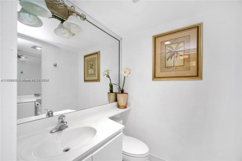 Copropriété à vendre à Hollywood, Floride: 1 chambre, 92.9 m2 № 1184734 - photo 25