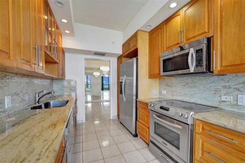 Copropriété à vendre à Aventura, Floride: 2 chambres, 150.69 m2 № 1223767 - photo 5