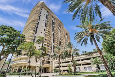 Condo in Aventura, Florida, 2 bedrooms  № 1223767 - photo 20