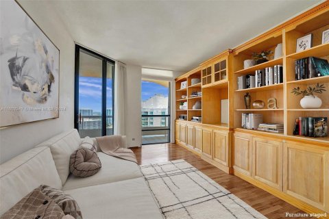 Condo in Aventura, Florida, 2 bedrooms  № 1223767 - photo 15