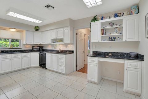 Villa ou maison à vendre à Deerfield Beach, Floride: 4 chambres, 193.52 m2 № 1208863 - photo 27