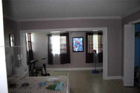 Touwnhouse à vendre à Lauderhill, Floride: 3 chambres, 145.86 m2 № 1269198 - photo 11